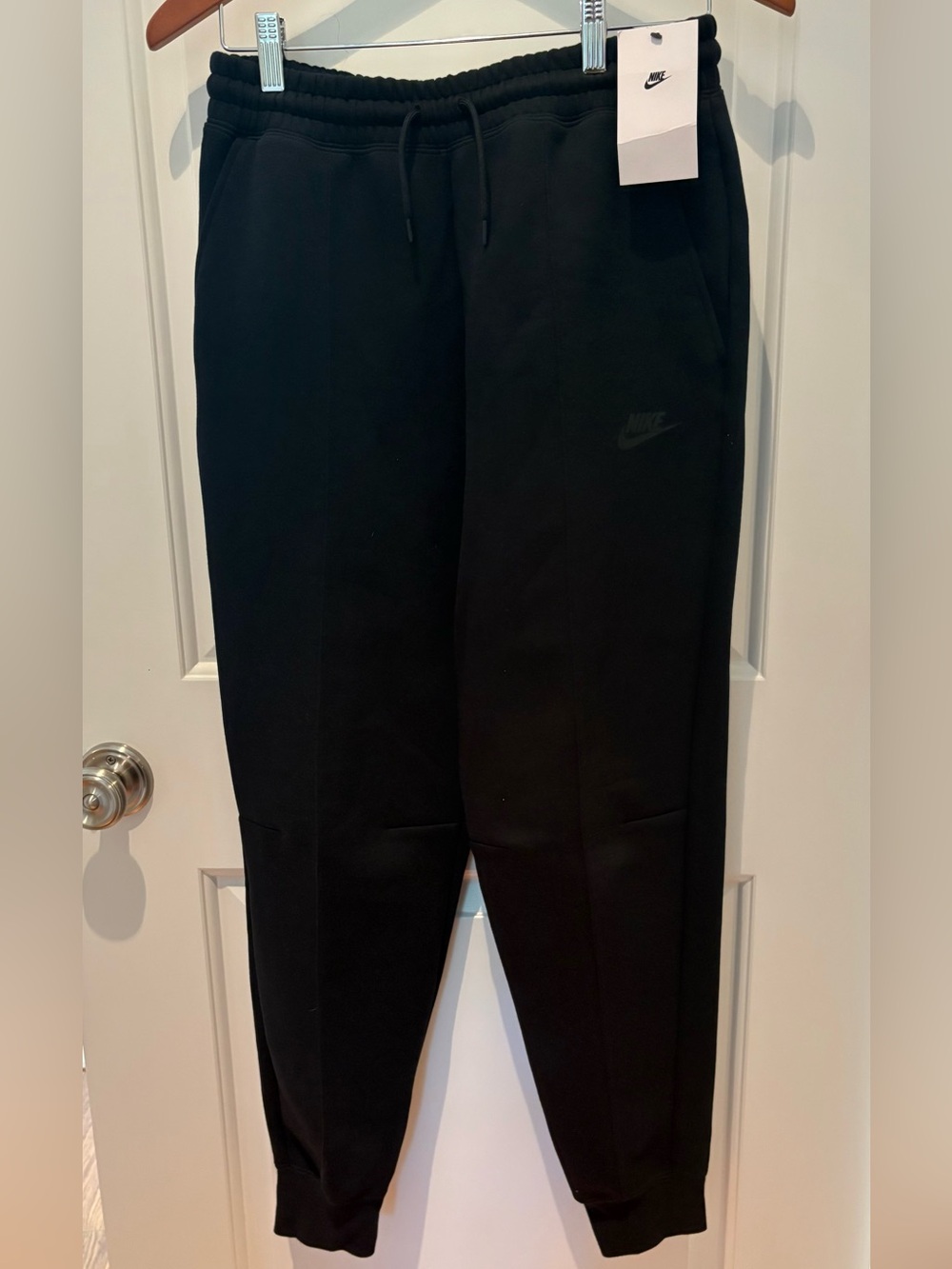 Nike Boys Black Jogger Sweatpants NWT